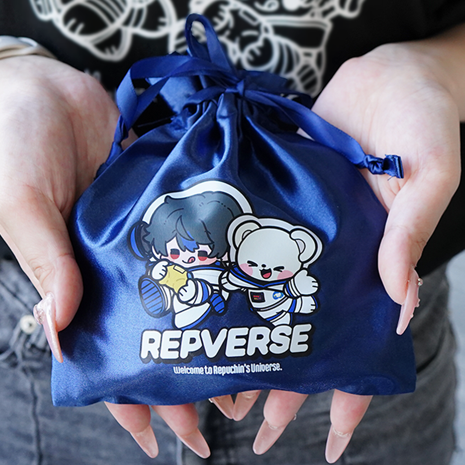 REPVERSE SATIN POUCH